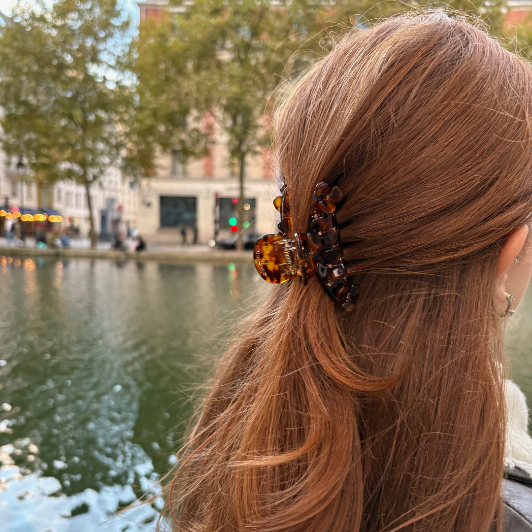 FLORA HAIRCLIP IN TORTOISE